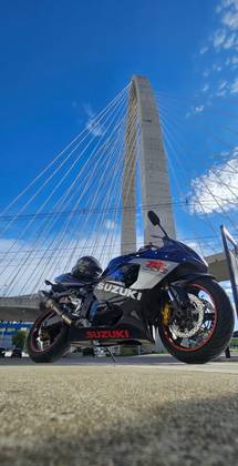 SUZUKI GSX-R750 SRAD 